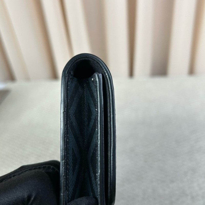 Dior迪奧 Diamond A5鑽石紋手拿包 翻蓋開合 手拎可拆卸 容量實用 日常商務休閒都合適-19