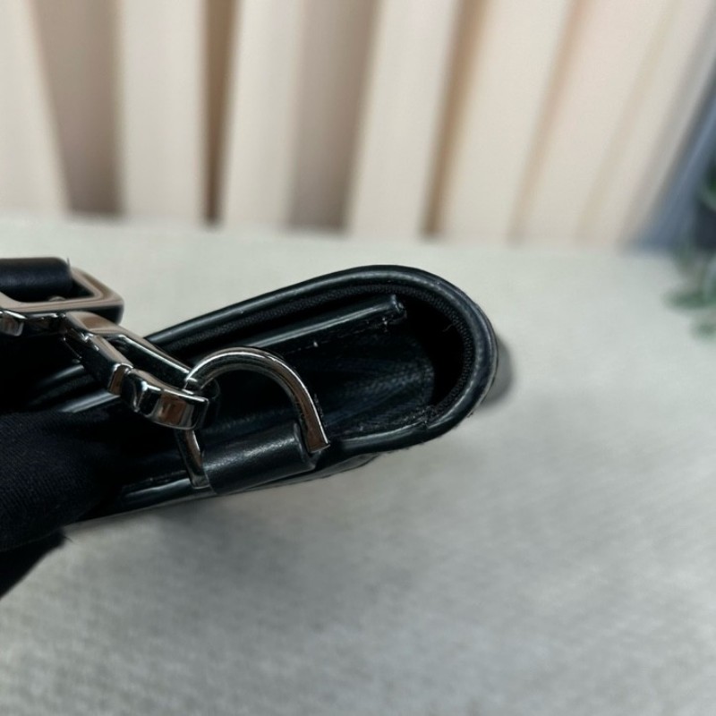 Dior迪奧 Diamond A5鑽石紋手拿包 翻蓋開合 手拎可拆卸 容量實用 日常商務休閒都合適-20