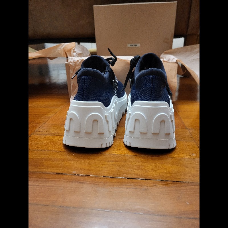 99新 Miu Miu 軍藍色運動款厚底鞋 歐37碼-4