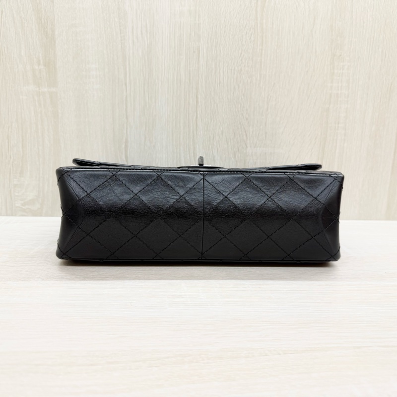chanel 🖤（專櫃416300）黑色揉製牛皮仿舊銀扣2.55/28CM-6