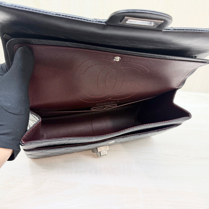 chanel 🖤（專櫃416300）黑色揉製牛皮仿舊銀扣2.55/28CM-7