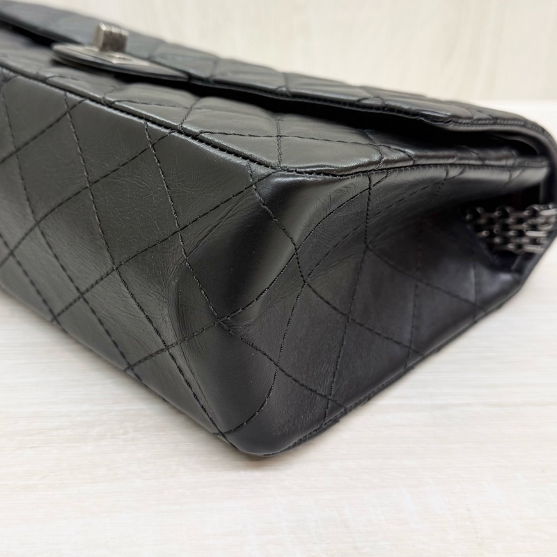 chanel 🖤（專櫃416300）黑色揉製牛皮仿舊銀扣2.55/28CM-15