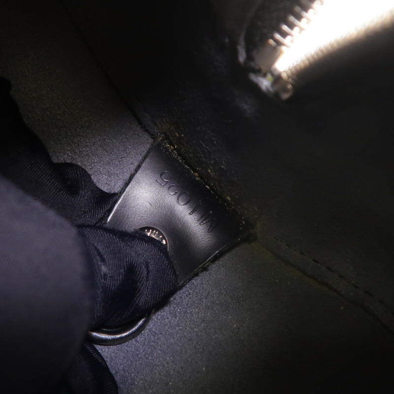 LOUIS VUITTON Epi Soufflot銀扣肩背袋-7