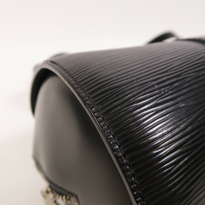 LOUIS VUITTON Epi Soufflot銀扣肩背袋-11