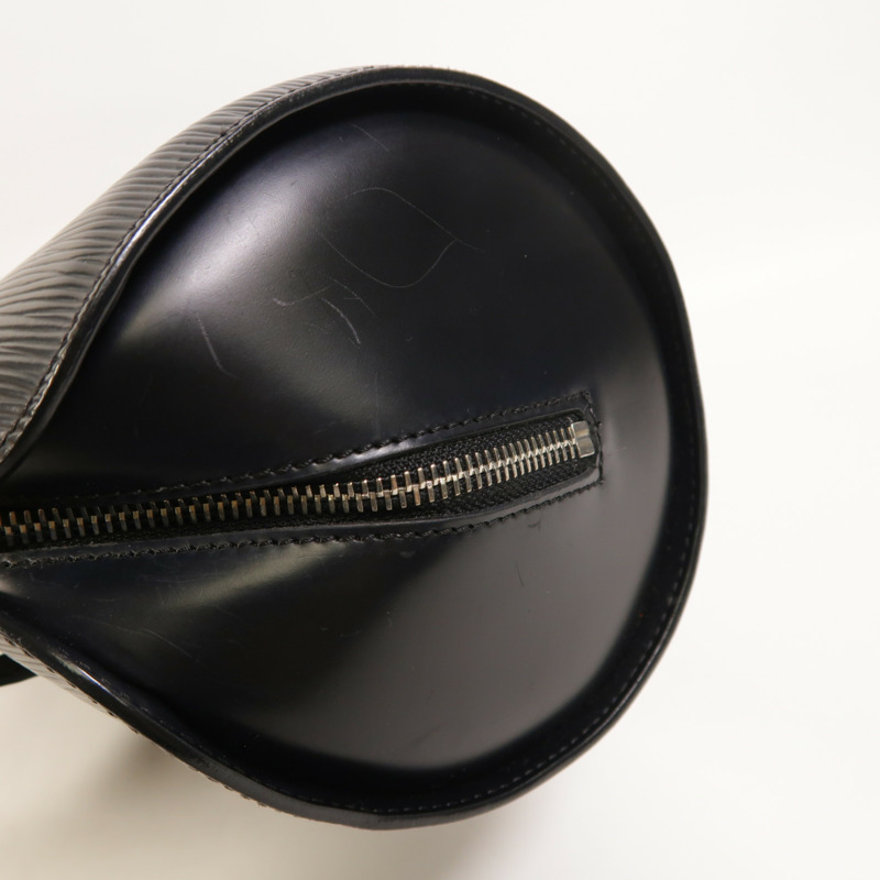 LOUIS VUITTON Epi Soufflot銀扣肩背袋-20