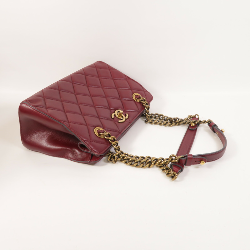 CHANEL 牛皮皮革Chain Shoulder金扣鏈帶肩背袋-8