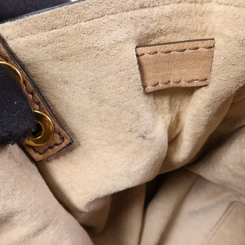 Miu Miu 牛皮皮革Shoulder Bag金扣肩背袋-17