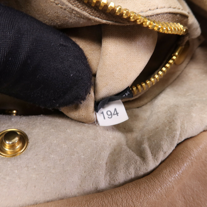 Miu Miu 牛皮皮革Shoulder Bag金扣肩背袋-19