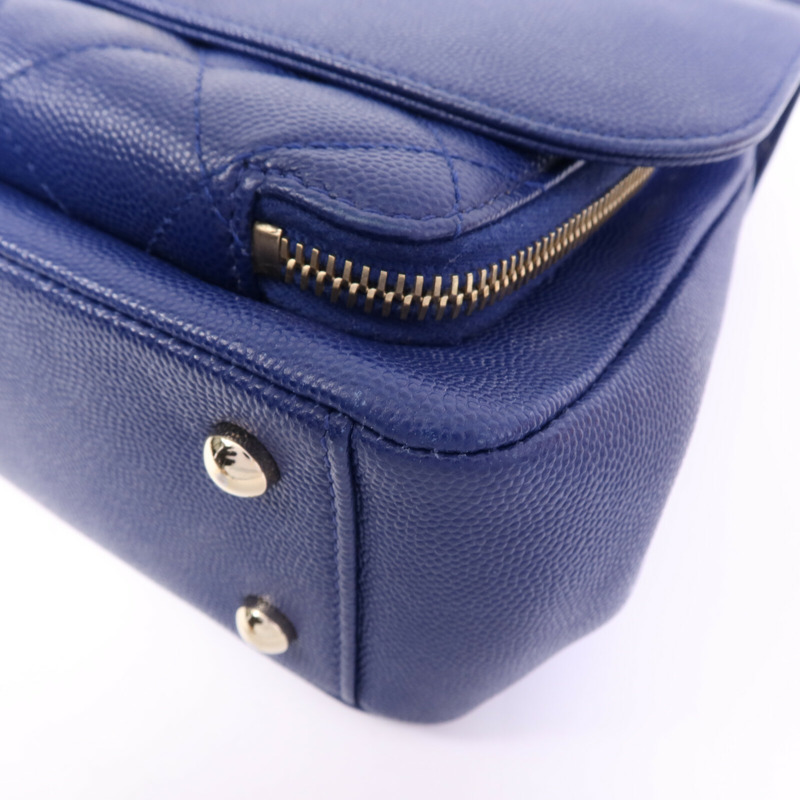 CHANEL 牛皮皮革Business Affinity金扣鏈帶肩背袋-10