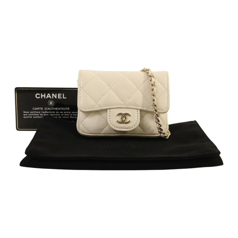 CHANEL 牛皮皮革Mini Bag With Chain金扣鏈帶肩背袋-9
