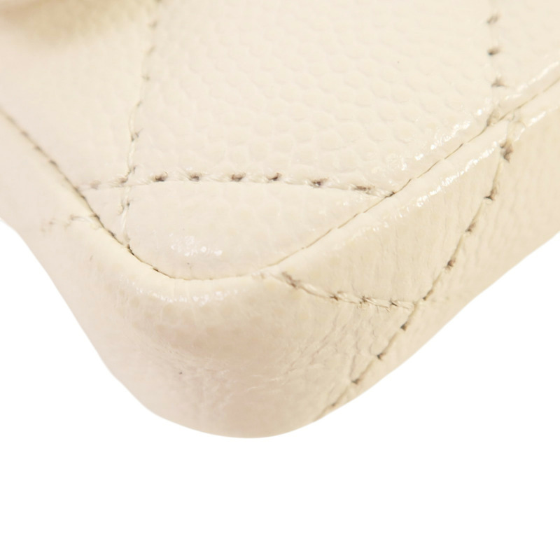 CHANEL 牛皮皮革Mini Bag With Chain金扣鏈帶肩背袋-10