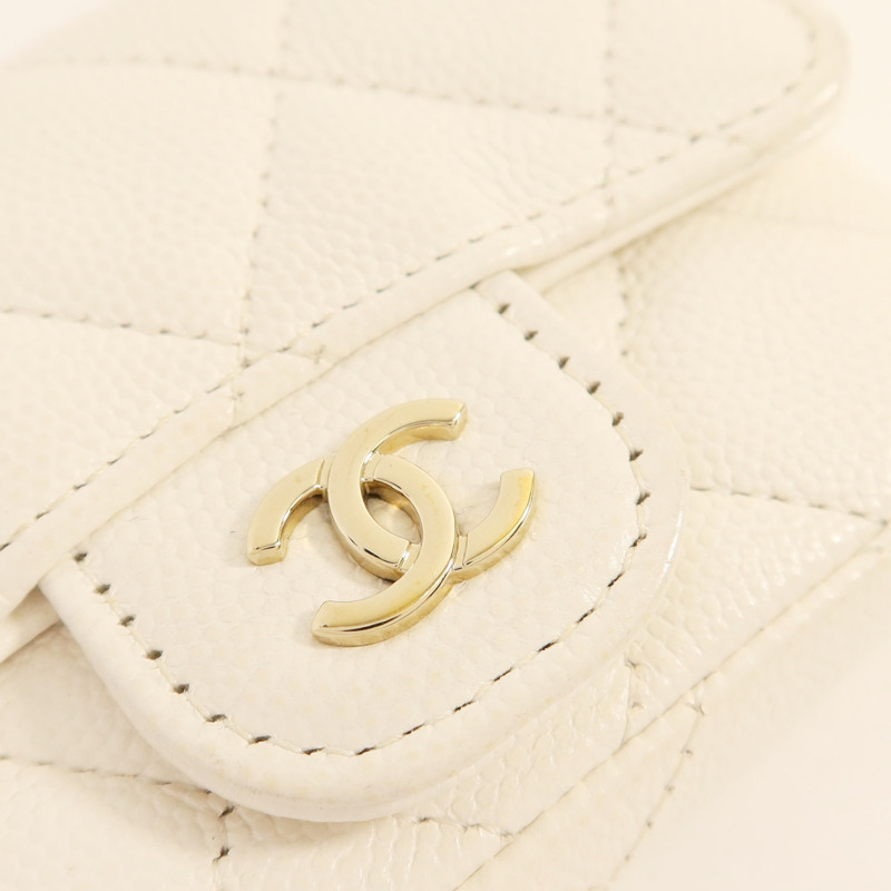 CHANEL 牛皮皮革Mini Bag With Chain金扣鏈帶肩背袋-14