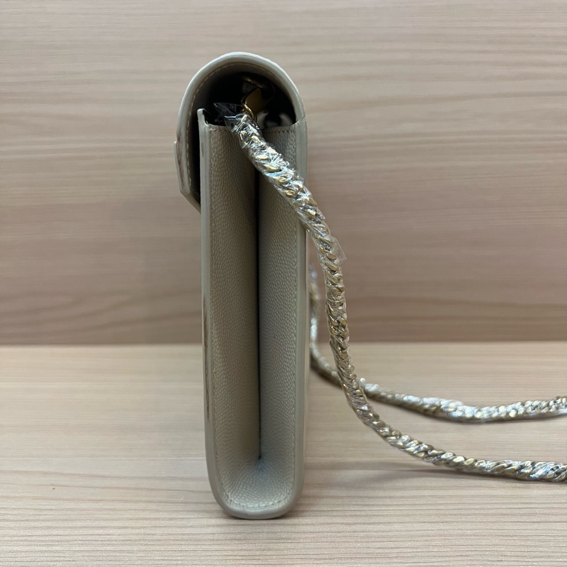 NO:324 Ysl 荔枝紋 奶茶色金标Logo信封包-3