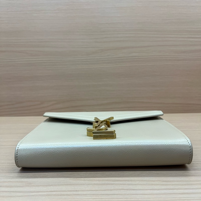 NO:324 Ysl 荔枝紋 奶茶色金标Logo信封包-4