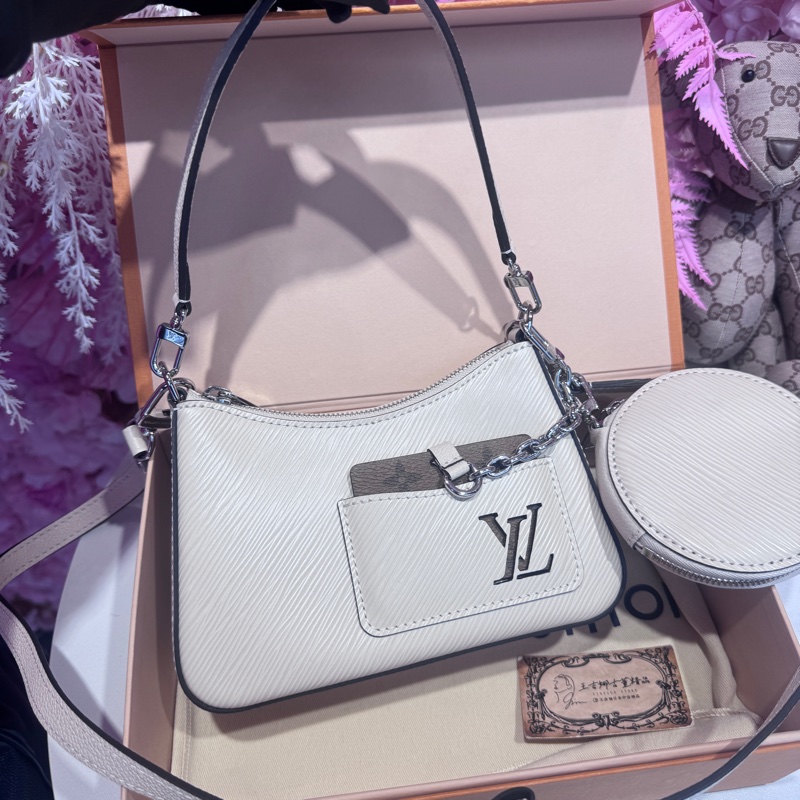 LV epi牛角包/王吉娜古董精品-0