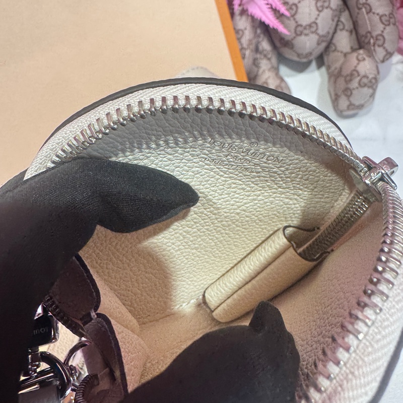 LV epi牛角包/王吉娜古董精品-8