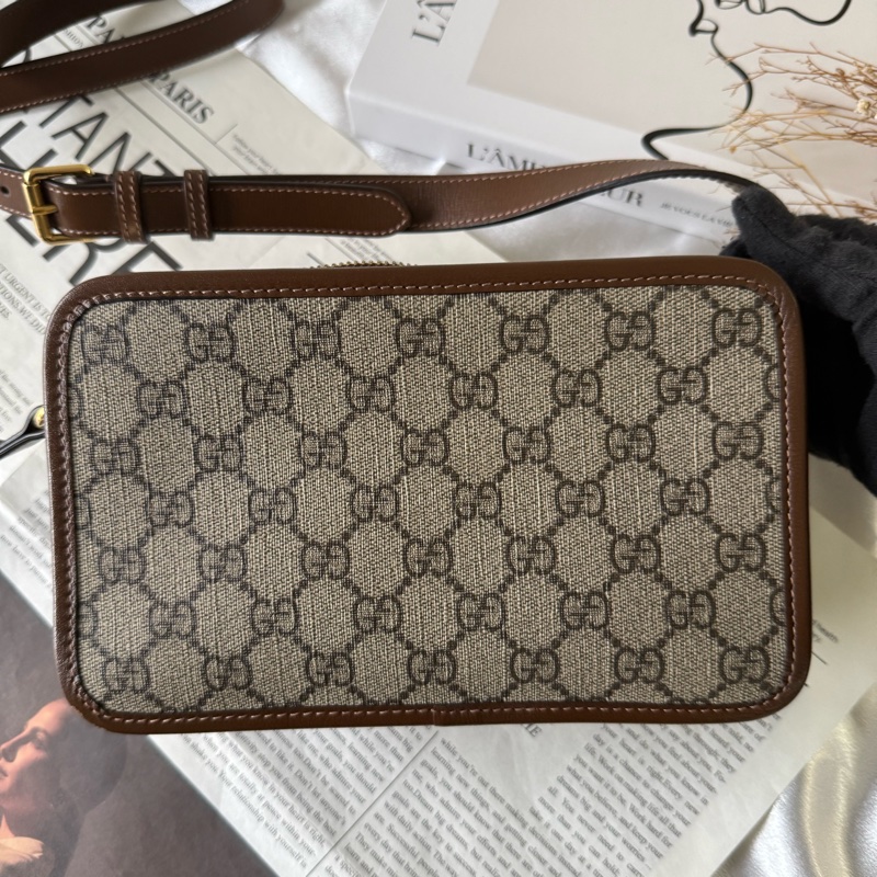 Interlocking G 塗層帆布拉鍊迷你斜背包(棕色)-1