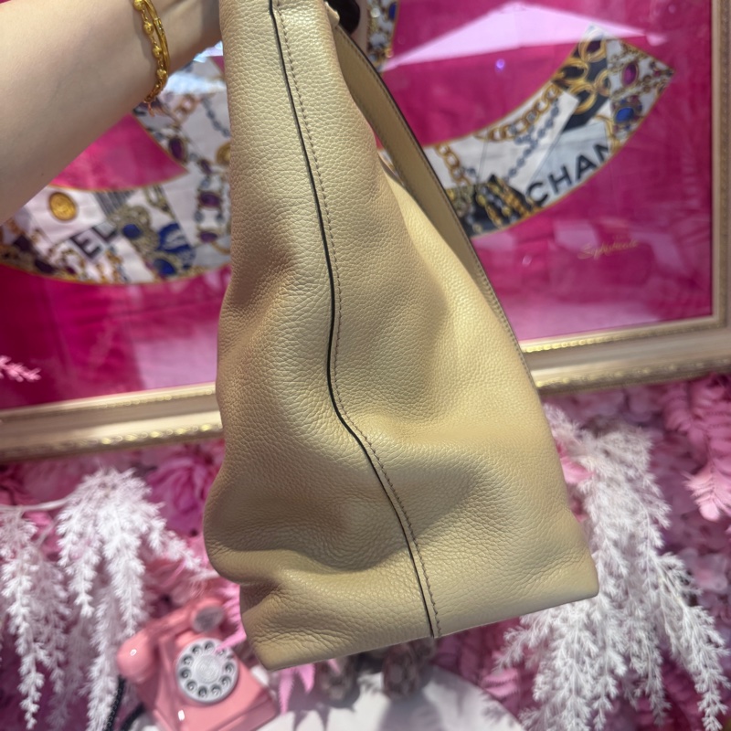 Prada 奶茶牛皮斜背包/王吉娜古董精品-2