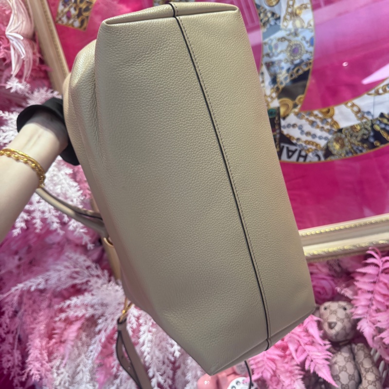 Prada 奶茶牛皮斜背包/王吉娜古董精品-3