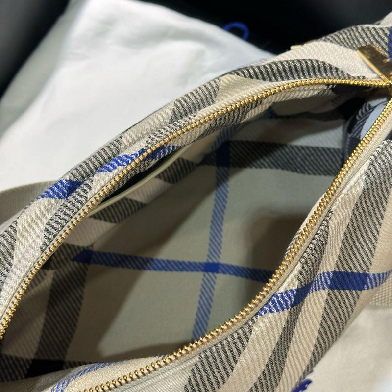 💎Han's house精品服飾💎 Burberry SHIELD 格紋 腰包 側背包 義大利製 現貨 原價75000-1