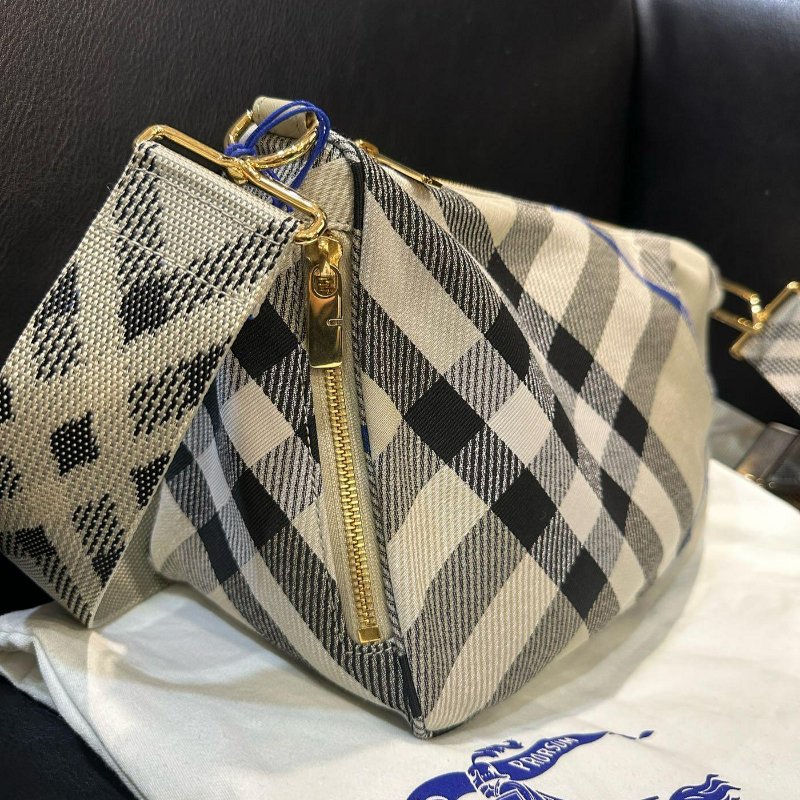 💎Han's house精品服飾💎 Burberry SHIELD 格紋 腰包 側背包 義大利製 現貨 原價75000-4
