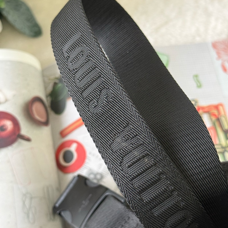 Monogram Discovery PM 牛皮腰包 M46036-9