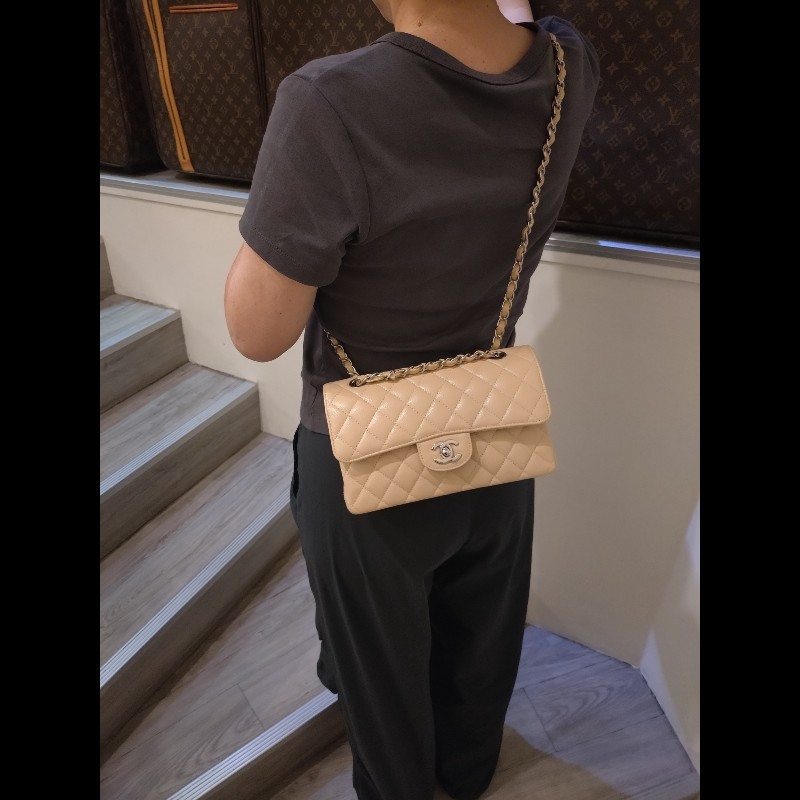 Chanel 銀鍊駝荔枝皮口蓋包 CF 23-3