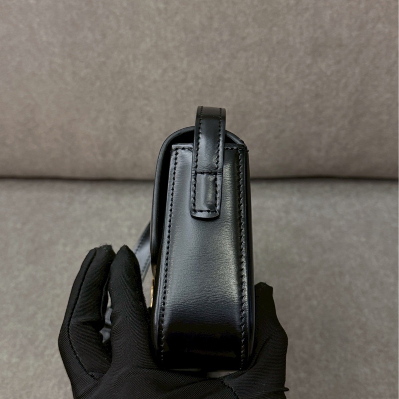 CELINE黑金凱旋門腋下包-3