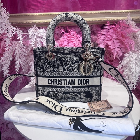 Dior 刺繡黛妃包5格/王吉娜古董精品