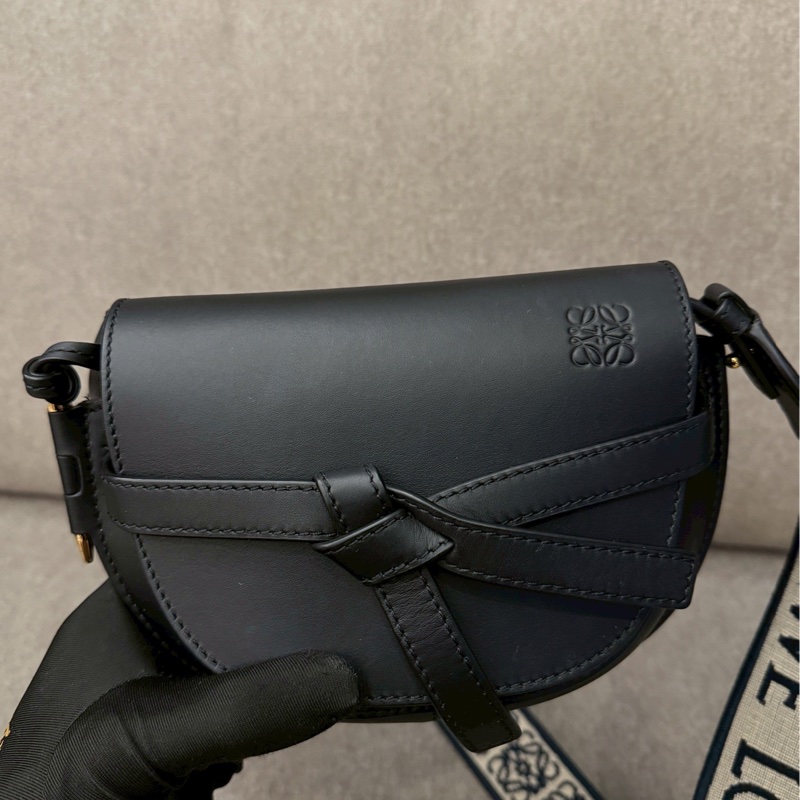 Loewe黑色gate mini-3