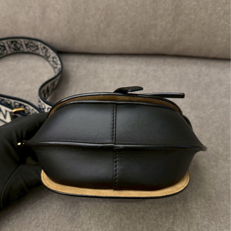 Loewe黑色gate mini-5