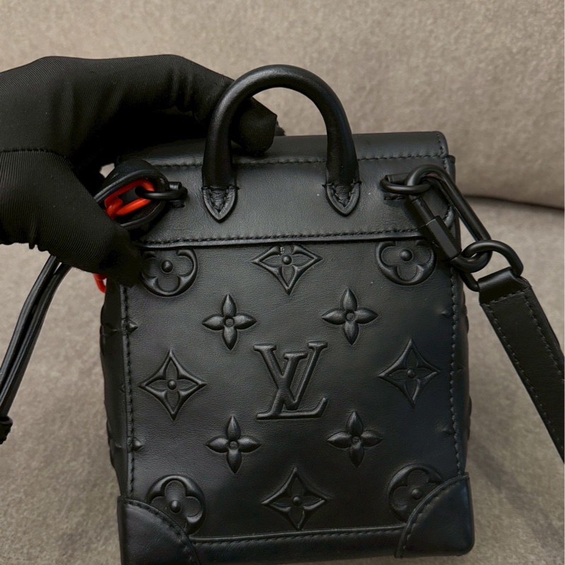 LV黑壓紋steamer nano-1