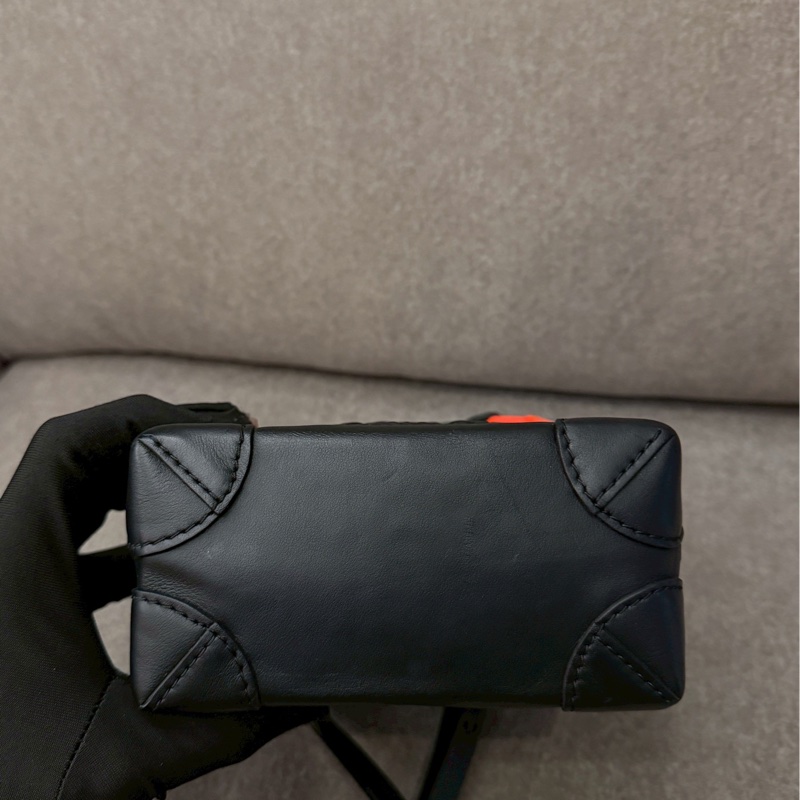 LV黑壓紋steamer nano-2