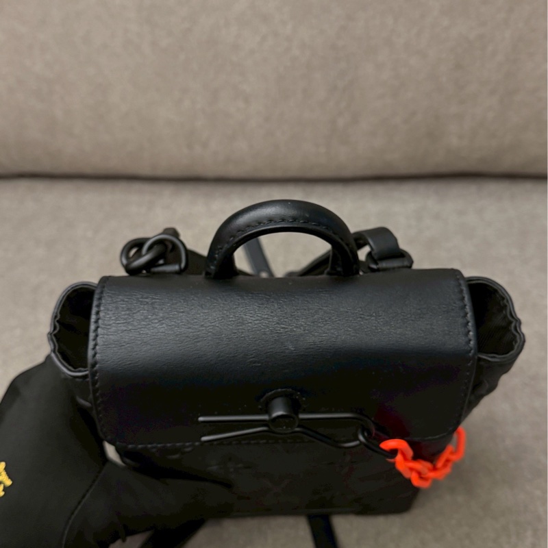 LV黑壓紋steamer nano-5