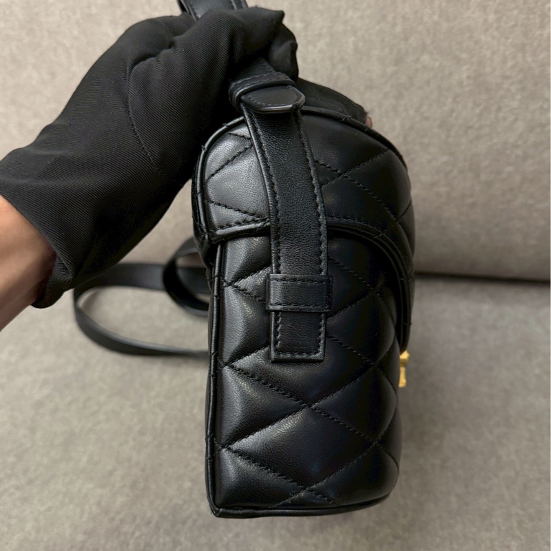 YSL黑色羊皮盒子包-4