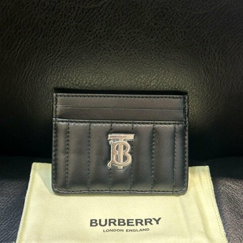 💎Han's house精品服飾💎Burberry Lola 羔羊皮 卡 包 10X7.5CM 義大利製 現貨 原價9300