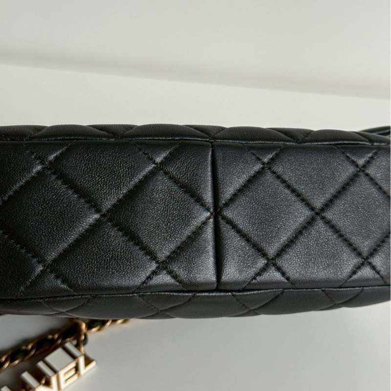 99新🆕 Chanel 香奈兒 24P 琺瑯logo吊墜鏈條包 黑色金釦-7