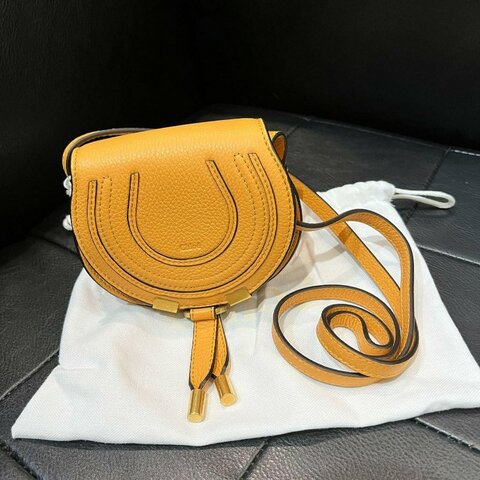 💎Han's house精品服飾💎CHLOE Marcie mini 蔻依 馬鞍 斜背 迷你 包 小牛皮 西班牙製 現貨 原價23500