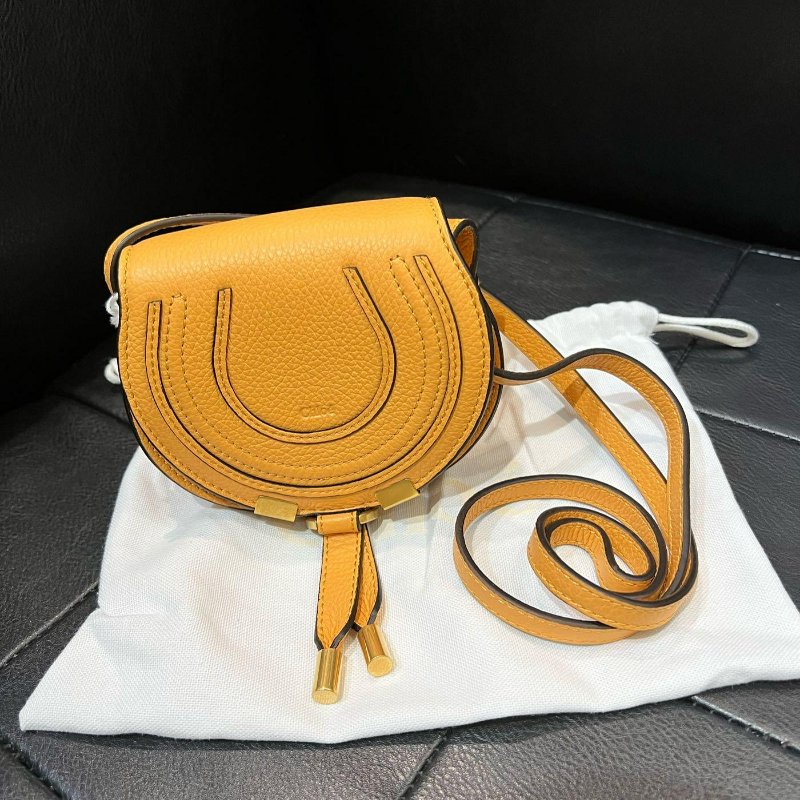 💎Han's house精品服飾💎CHLOE Marcie mini 蔻依 馬鞍 斜背 迷你 包 小牛皮 西班牙製 現貨 原價23500-0