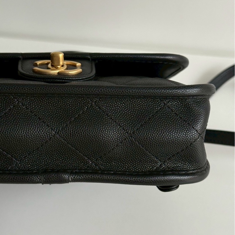98新✨全配有購置🙌🏻 Chanel 香奈兒 25B 四葉草雙肩後背包 黑色金釦-10