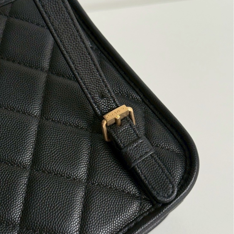 98新✨全配有購置🙌🏻 Chanel 香奈兒 25B 四葉草雙肩後背包 黑色金釦-12