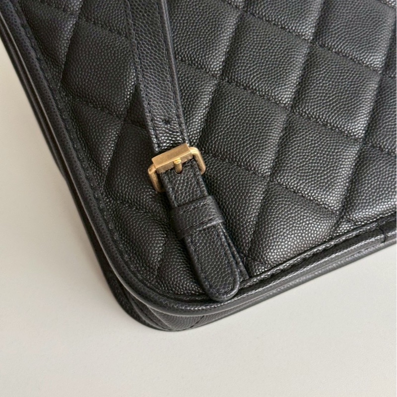 98新✨全配有購置🙌🏻 Chanel 香奈兒 25B 四葉草雙肩後背包 黑色金釦-13