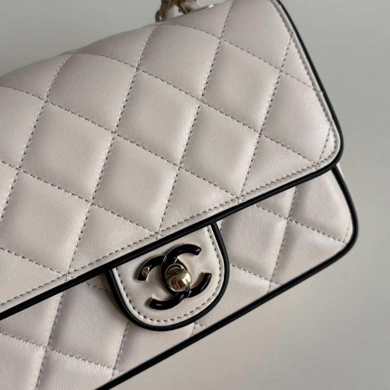 99新🆕 全配有購證🙌🏻 Chanel 香奈兒 25P 白色黑邊-3