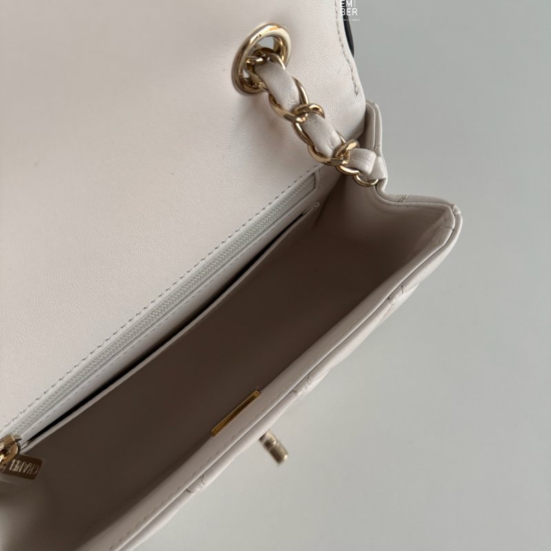 99新🆕 全配有購證🙌🏻 Chanel 香奈兒 25P 白色黑邊-4