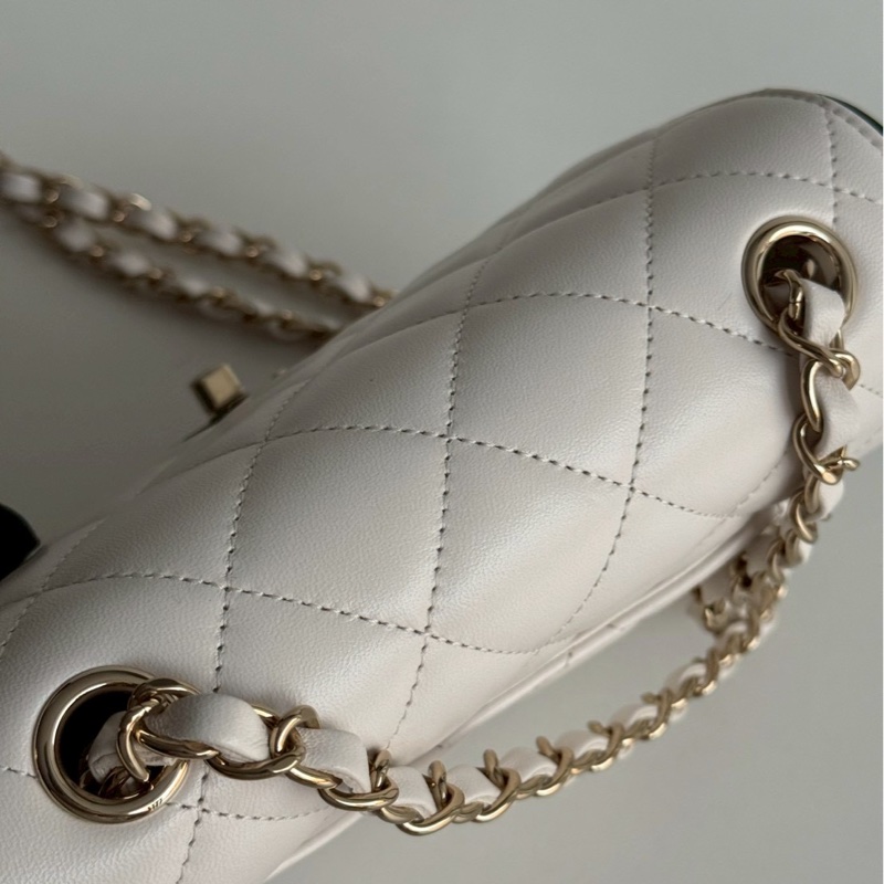 99新🆕 全配有購證🙌🏻 Chanel 香奈兒 25P 白色黑邊-10