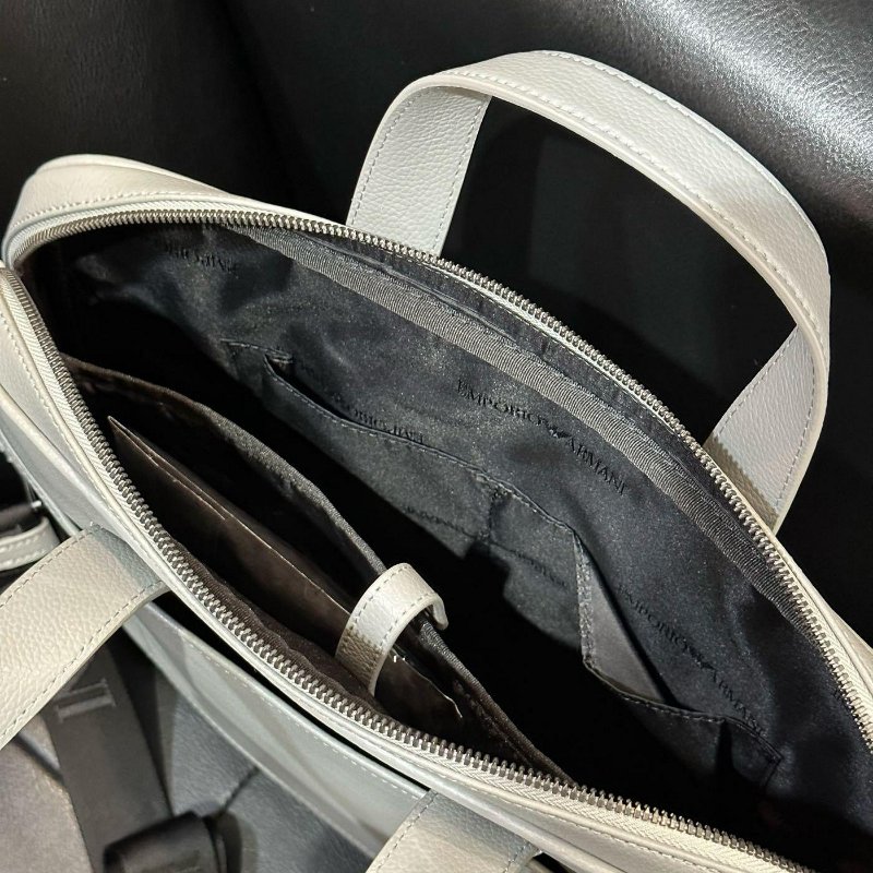 💎Han's house精品服飾💎EMPORIO ARMANI 亞曼尼 EA 真皮 手提包 公事包-2