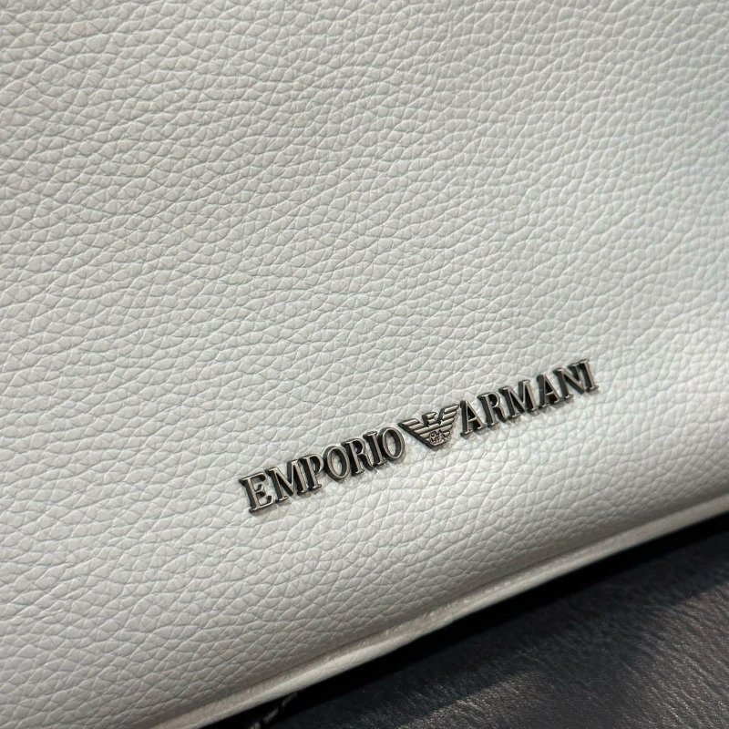 💎Han's house精品服飾💎EMPORIO ARMANI 亞曼尼 EA 真皮 手提包 公事包-4