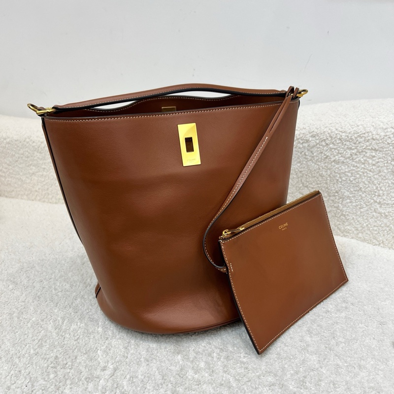 Celine賽琳Bucket16焦糖色水桶包單肩斜挎包21年 尺寸:23*24-0
