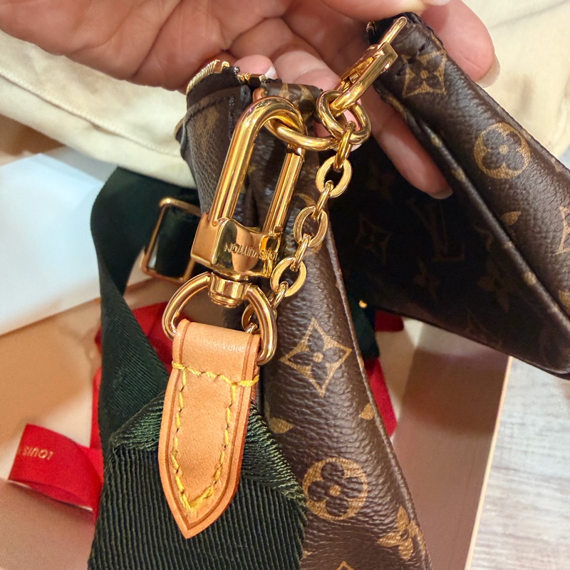 LV 三合一綠色-4