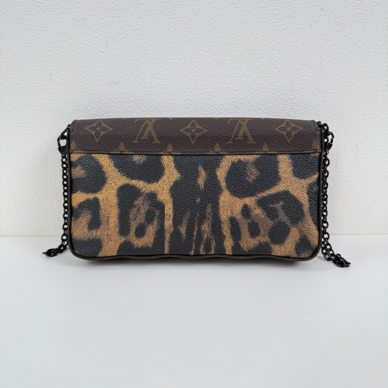 Louis Vuitton/路易威登 三合一限定款斜挎包-3